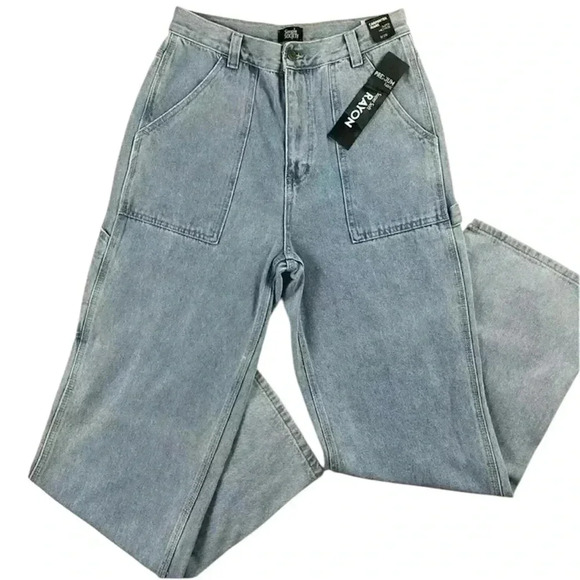 NWT Simple Society Highrise Light Wash Rayon Ankle Carpenter Jeans Size 9/29 - Picture 2 of 16